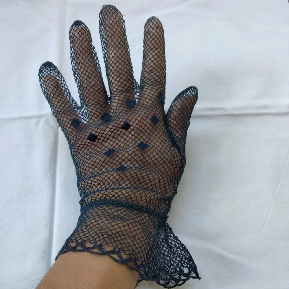 VTG Elegant Navy Blue Fishnet Lace Mesh Crochet Gloves w/ Embroidered Squares
